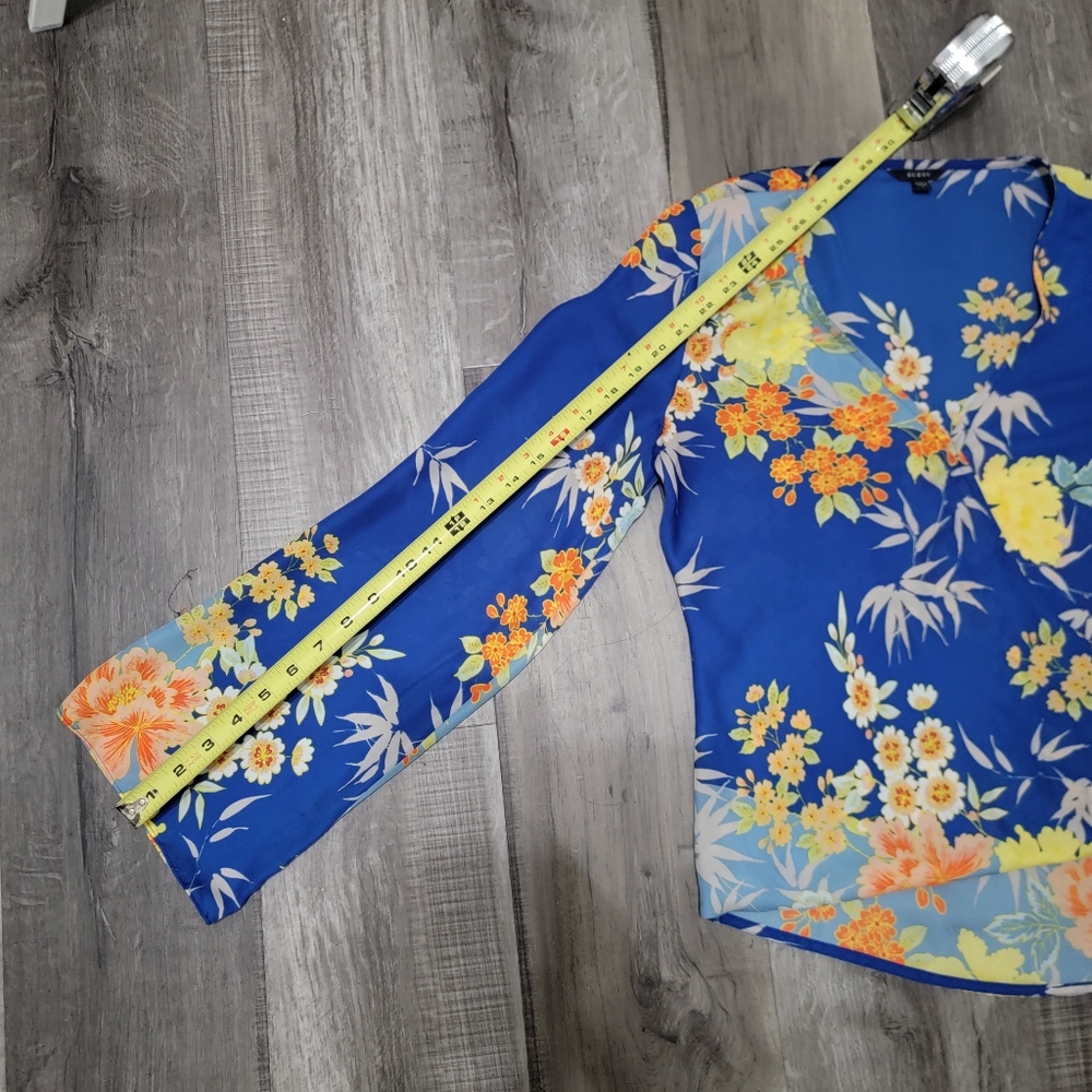 Guess Cross Over Floral Top - Picture 9 of 13